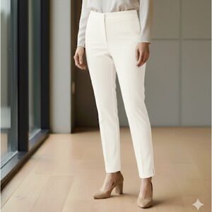 Brunello Cucinelli
Cotton Slim-Fit Cropped Pants